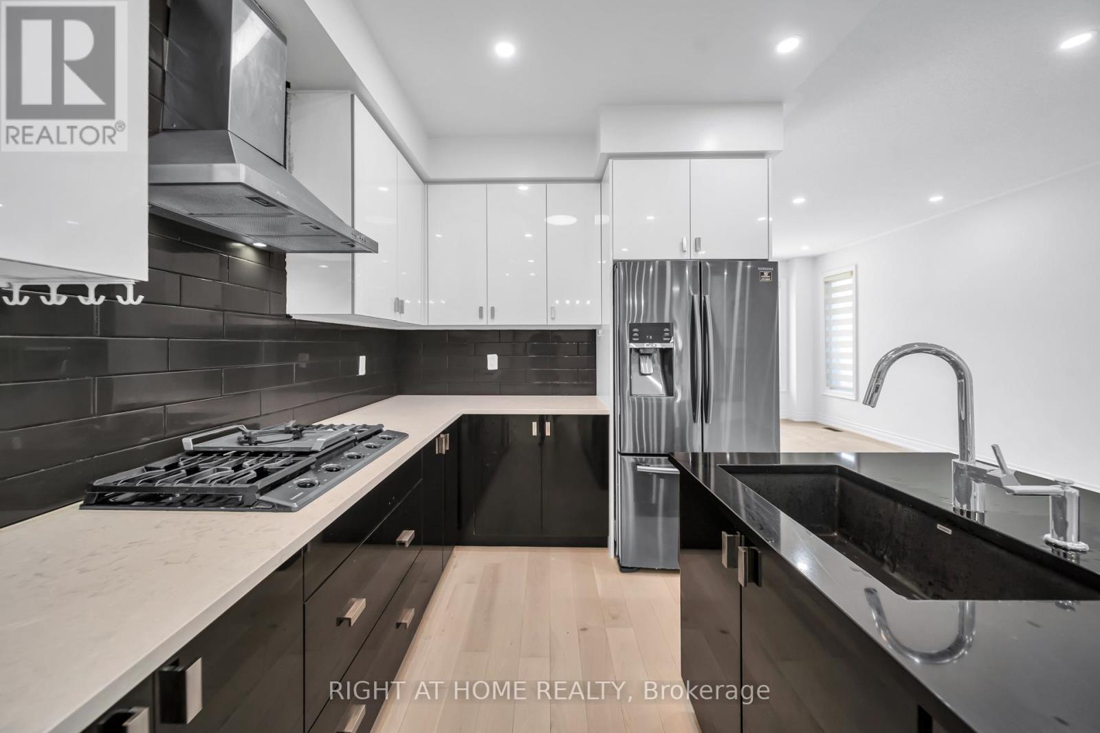 35 Hubbell_main Floor Road, Brampton, Ontario  L6Y 1P3 - Photo 10 - W13023392