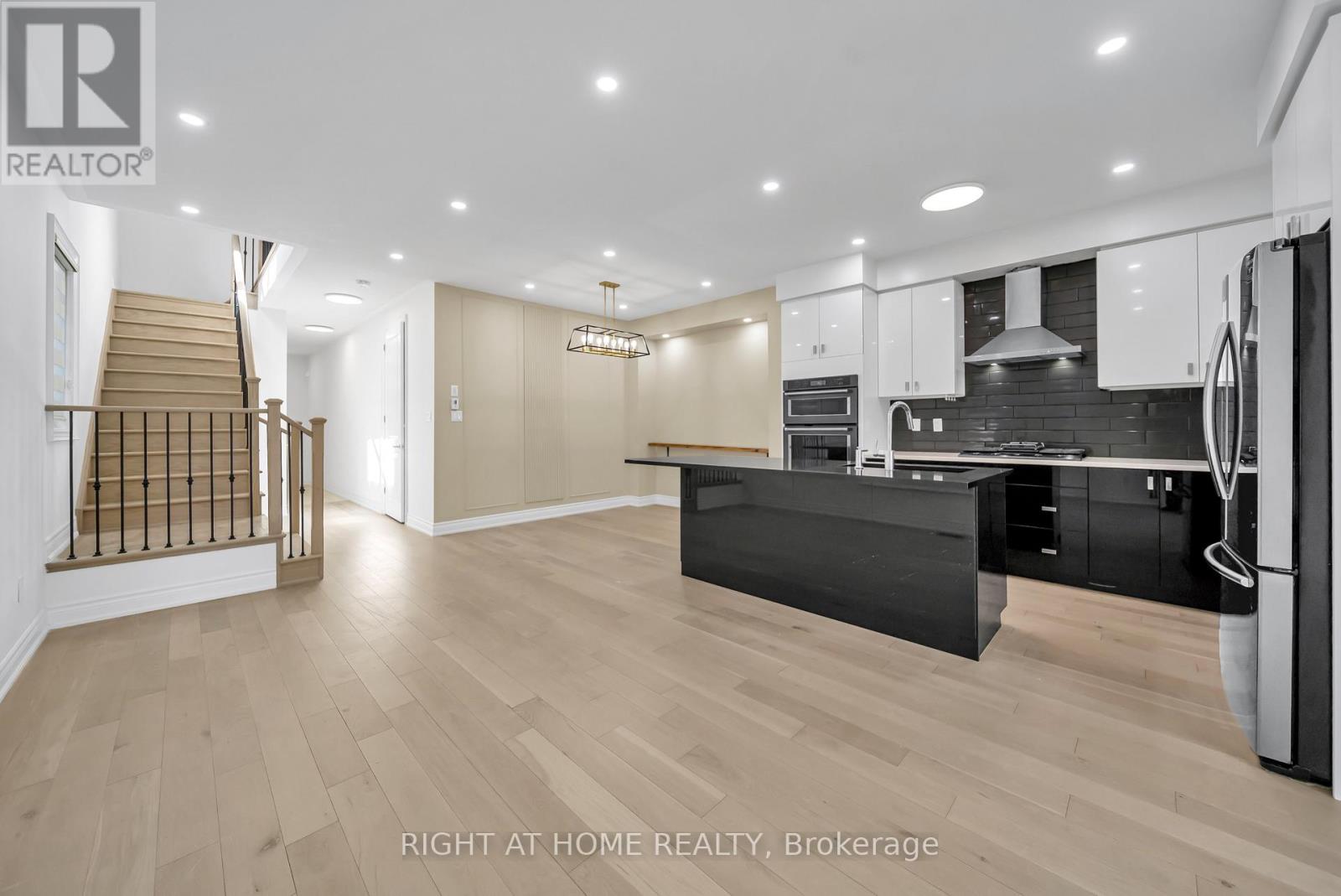 35 Hubbell_main Floor Road, Brampton, Ontario  L6Y 1P3 - Photo 11 - W13023392