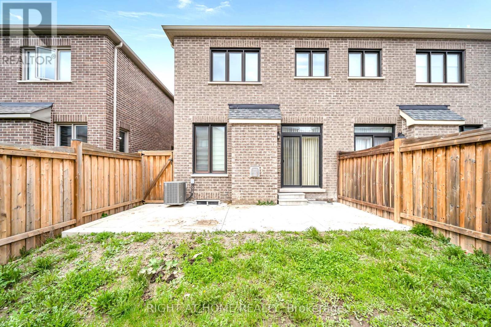 35 Hubbell_main Floor Road, Brampton, Ontario  L6Y 1P3 - Photo 33 - W13023392