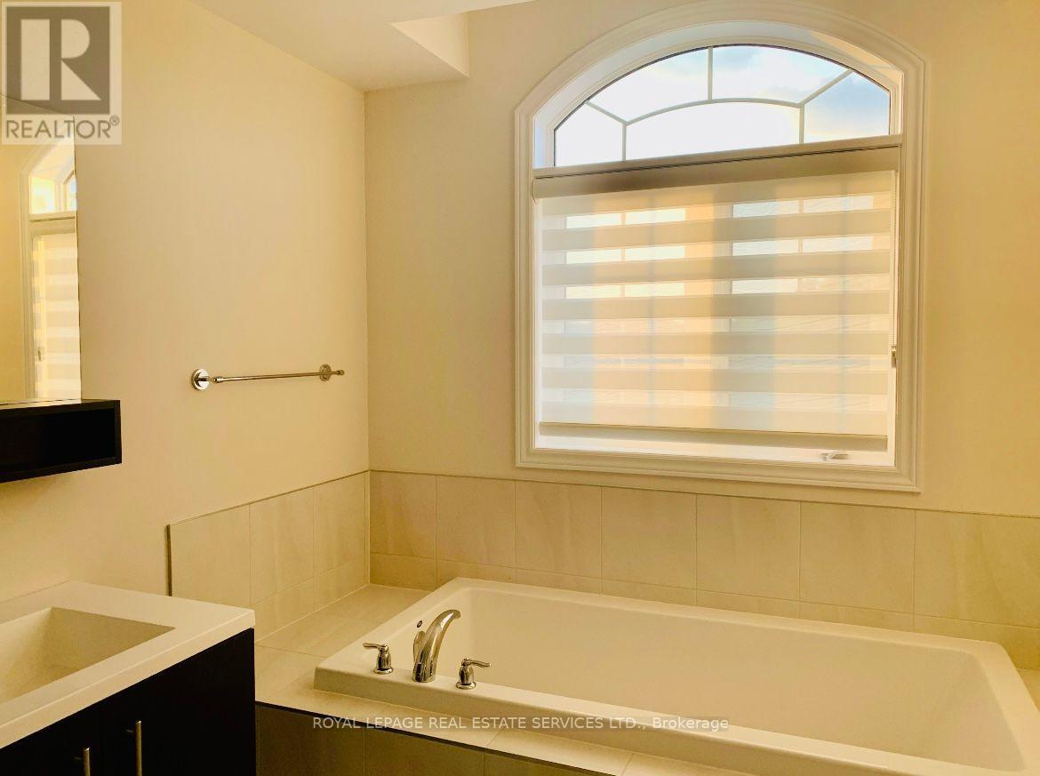 362 Threshing Mill Boulevard, Oakville, Ontario  L6H 0P6 - Photo 15 - W13023422