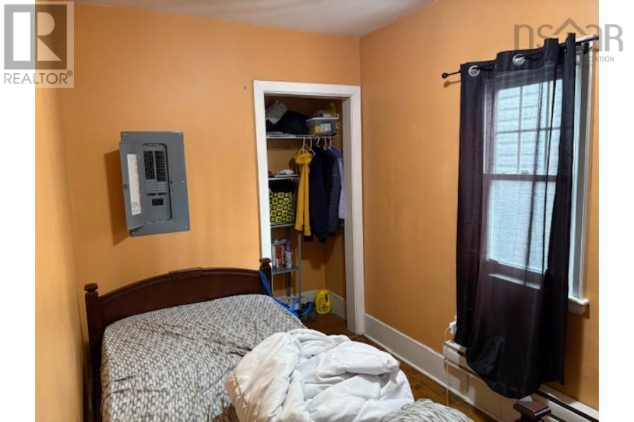 6411 6413 6415 Quinpool Road, Halifax, Nova Scotia  B3L 1A7 - Photo 3 - 202608023