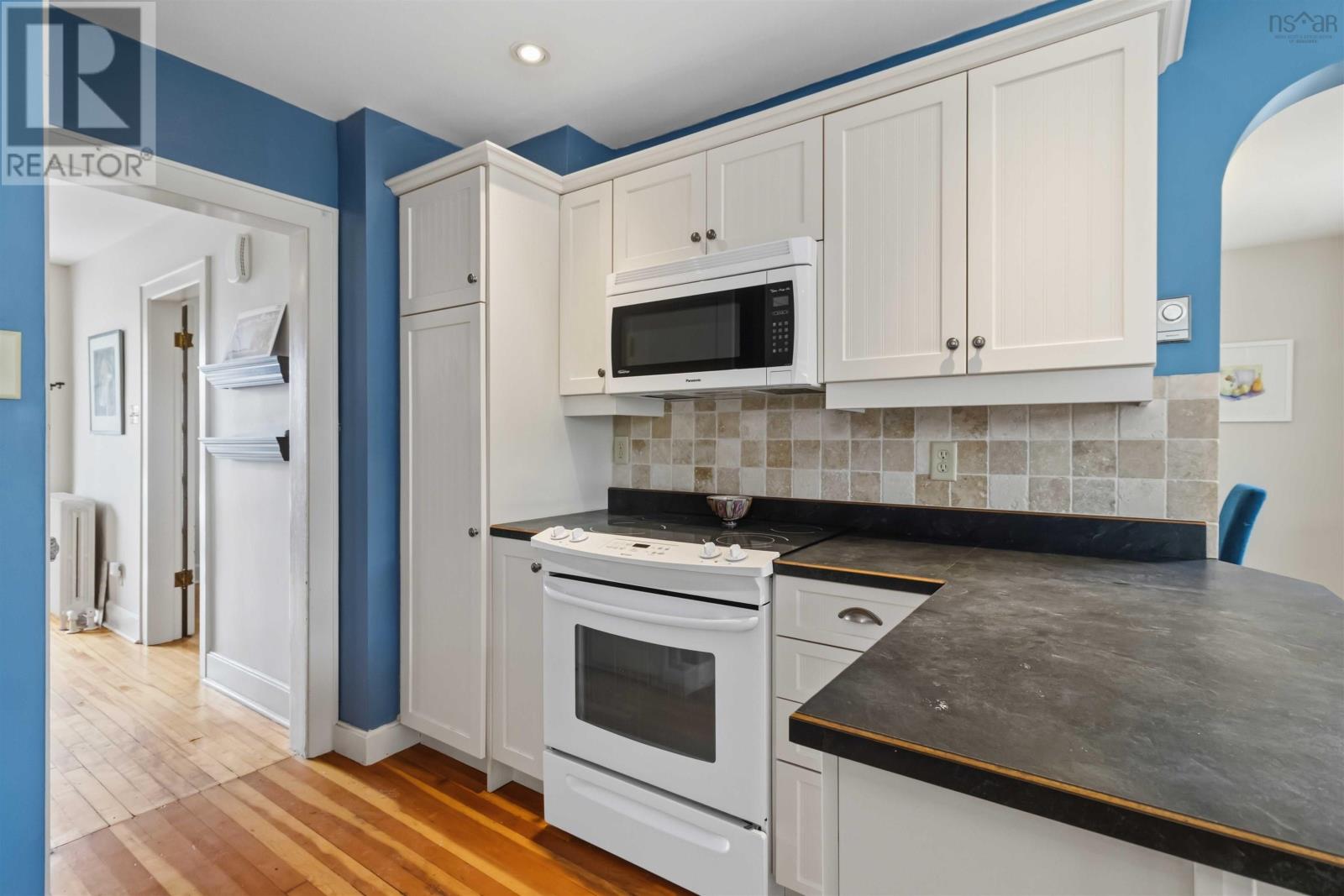 1662 Walnut Street, Halifax, Nova Scotia  B3H 1M2 - Photo 24 - 202608044