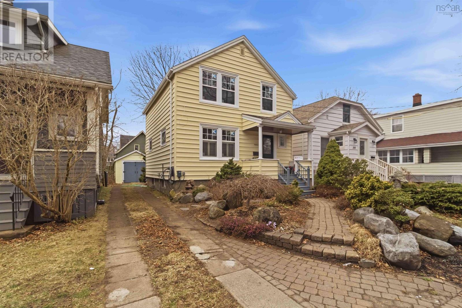 1662 Walnut Street, Halifax, Nova Scotia  B3H 1M2 - Photo 1 - 202608044