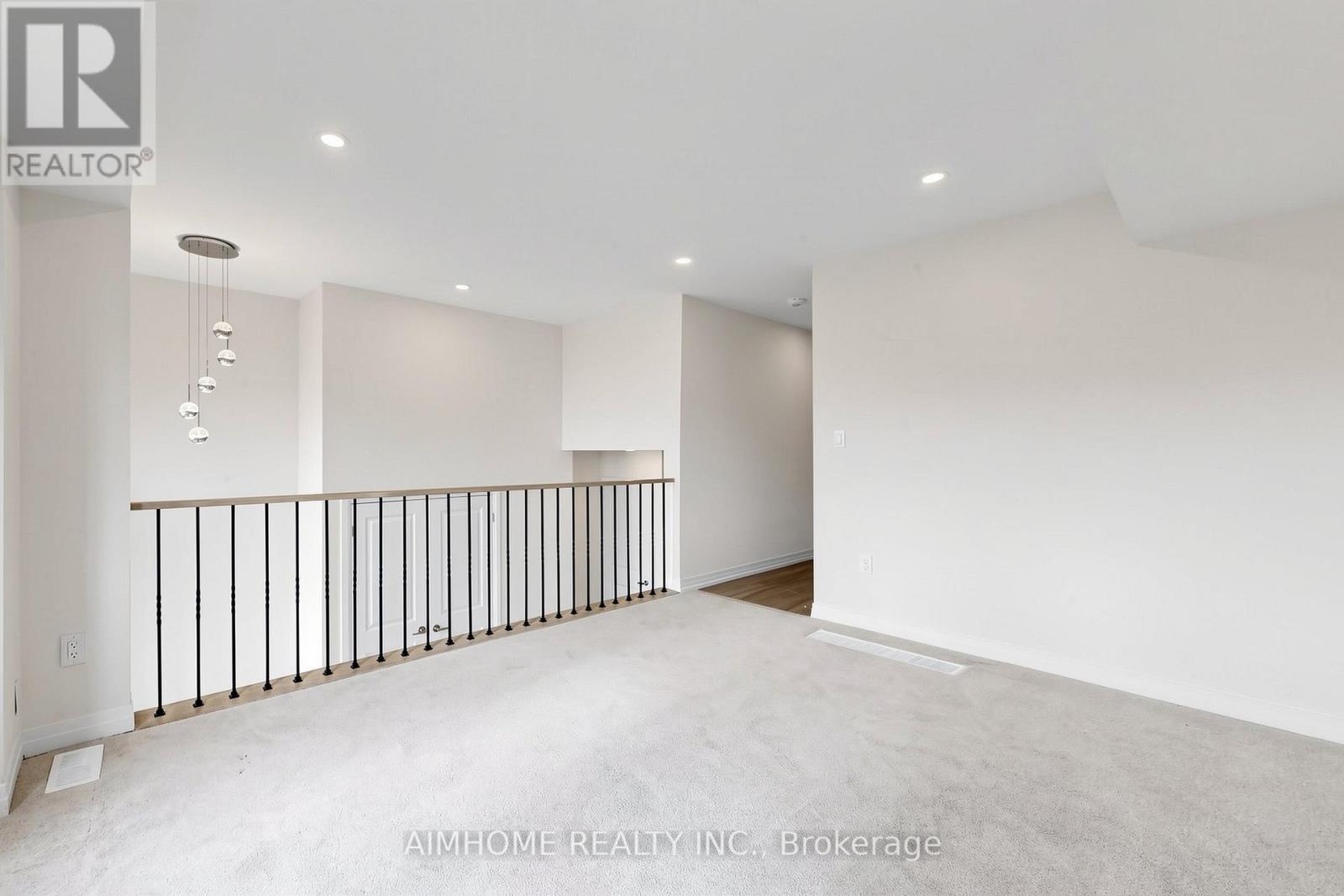 11407 Leslie Street, Richmond Hill, Ontario  L4S 0N7 - Photo 8 - N13023346