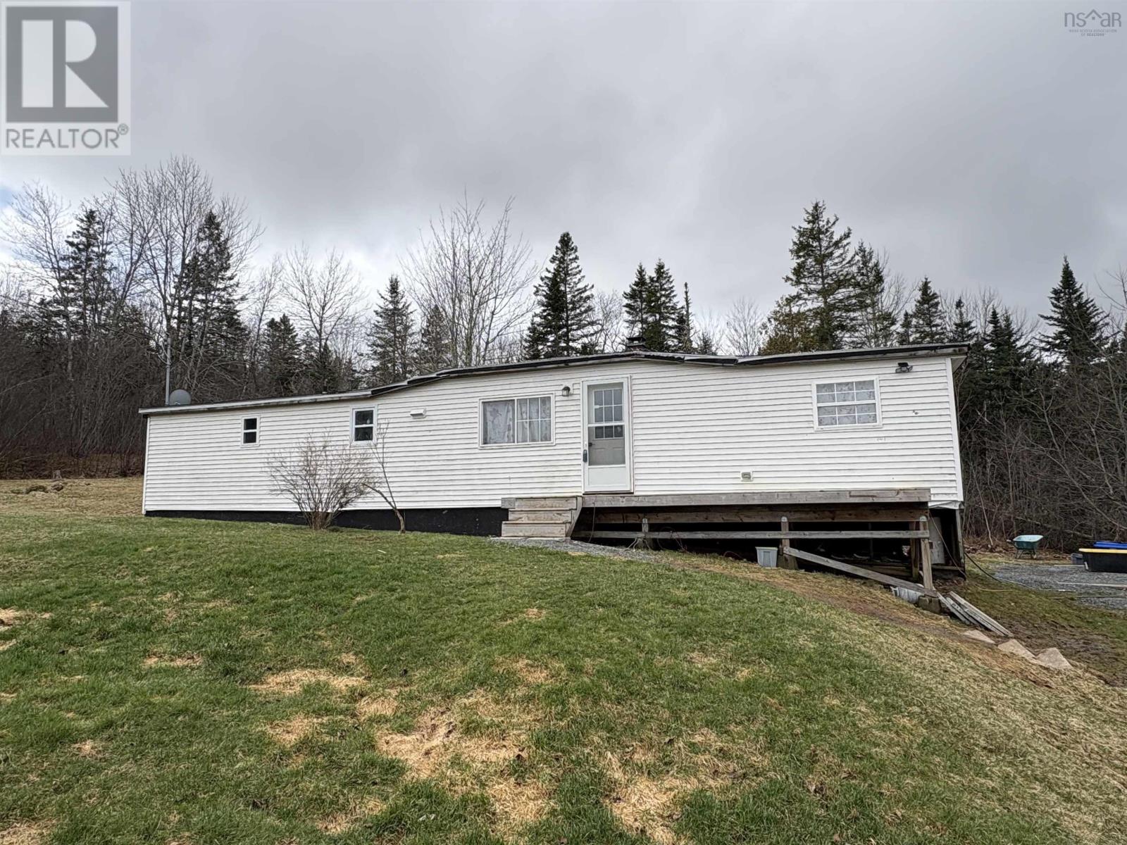 203 Lake Egmont Road, Lake Egmont, Nova Scotia  B0N 2H0 - Photo 2 - 202608050