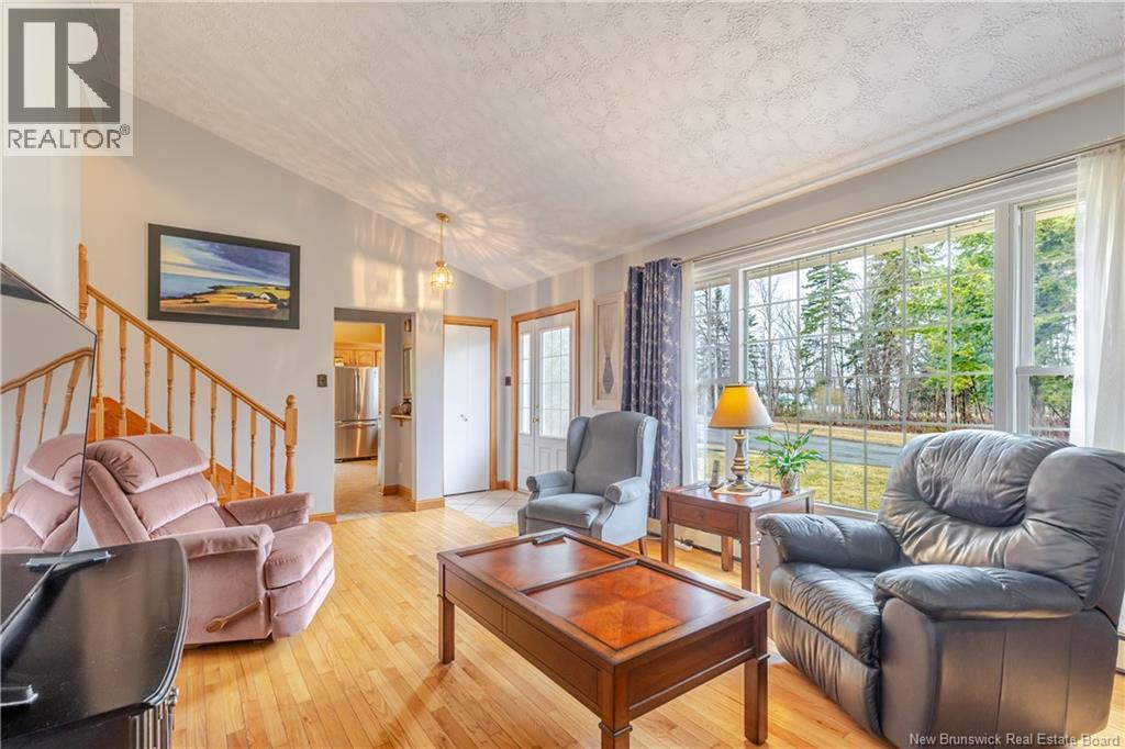 57 Mcnair Drive, Nackawic, New Brunswick  E6G 1A4 - Photo 28 - NB137539