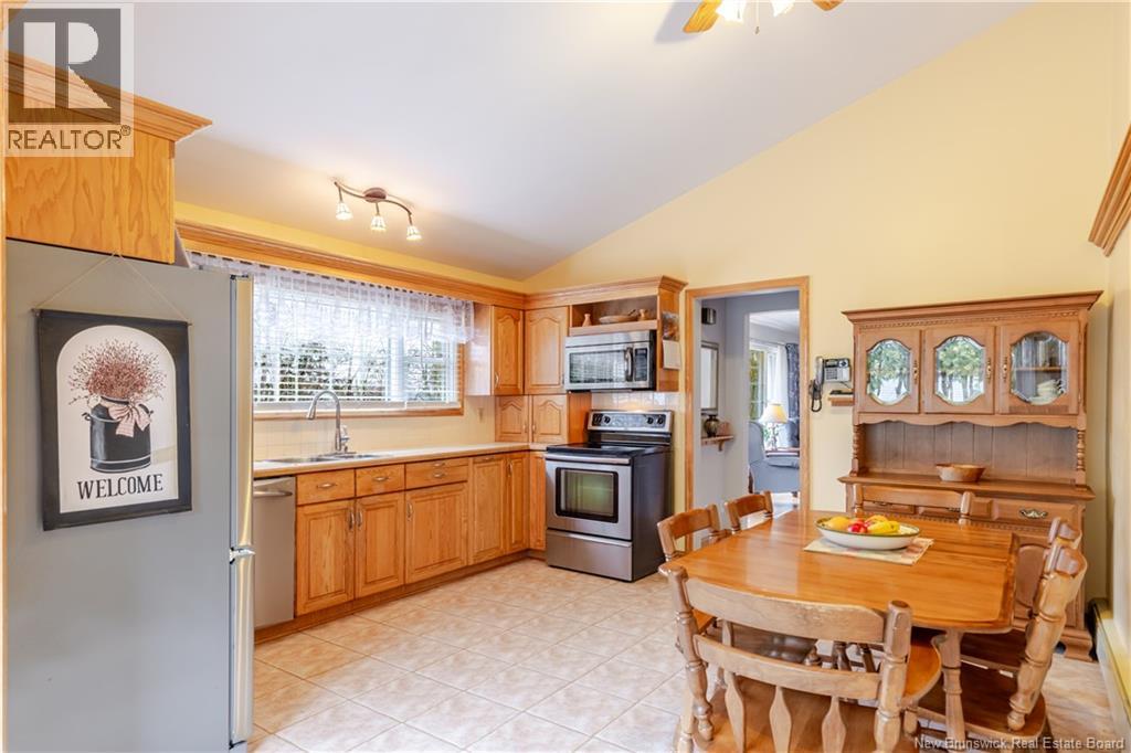 57 Mcnair Drive, Nackawic, New Brunswick  E6G 1A4 - Photo 19 - NB137539