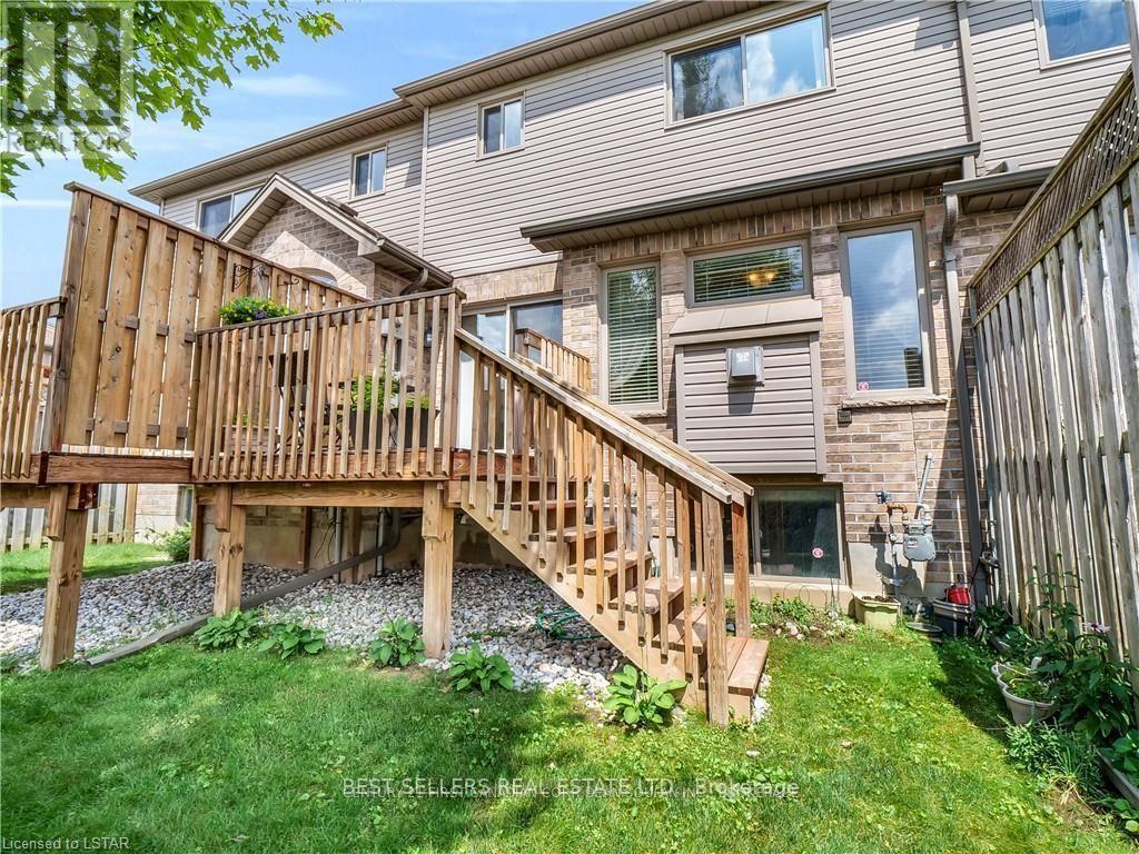 11 - 185 North Centre Road, London North, Ontario  N5X 4C9 - Photo 5 - X13023320