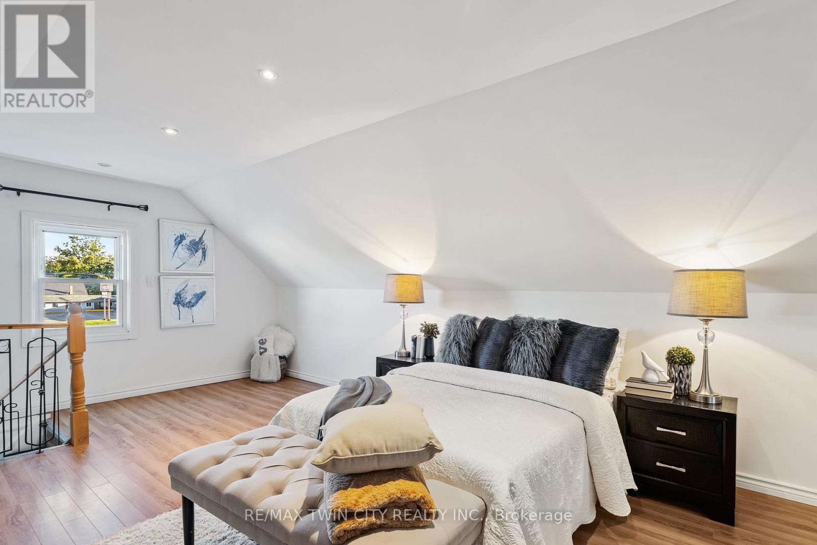 417 Burdick Place, London East, Ontario  N5W 4P4 - Photo 14 - X13023328