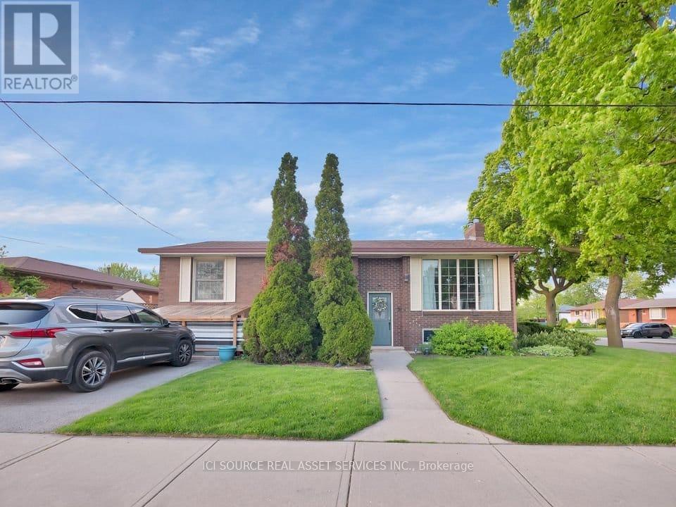 UPPER - 109 JUNE STREET, Hamilton, Ontario