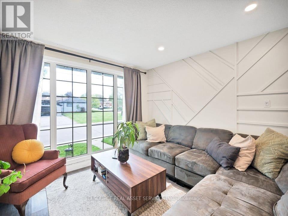 Upper - 109 June Street, Hamilton, Ontario  L9A 2R8 - Photo 11 - X13023438