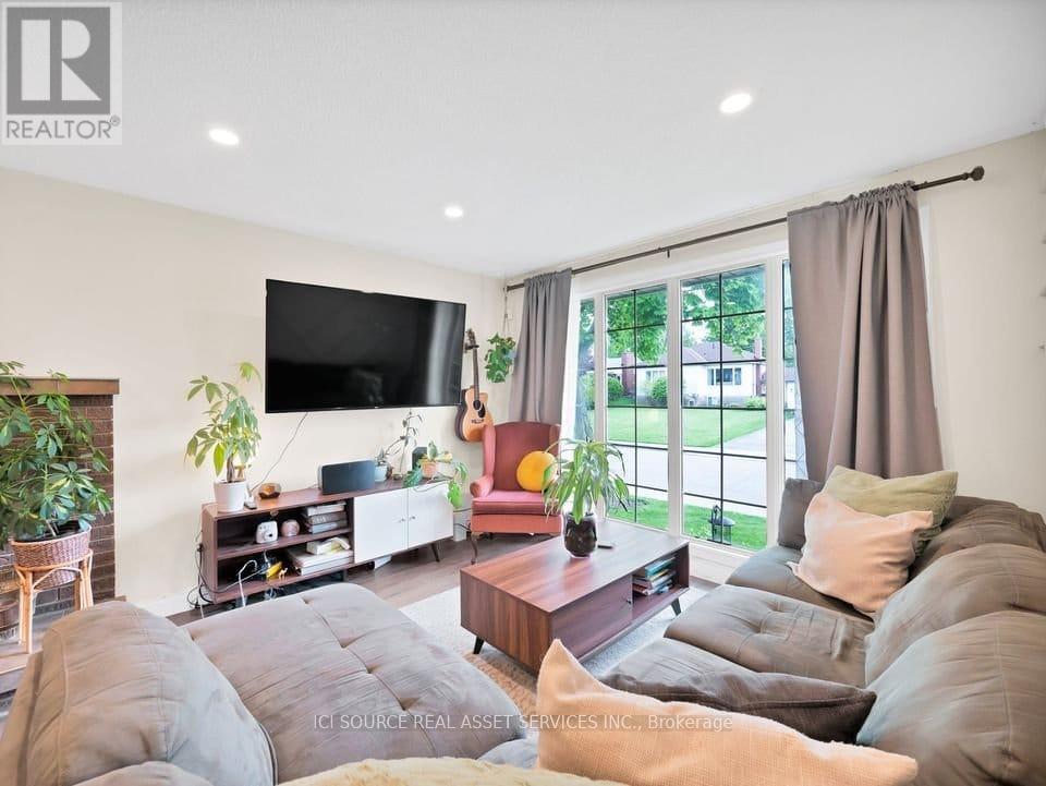 Upper - 109 June Street, Hamilton, Ontario  L9A 2R8 - Photo 12 - X13023438