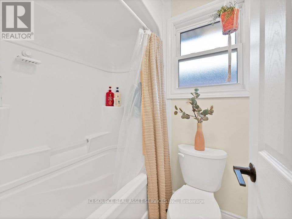 Upper - 109 June Street, Hamilton, Ontario  L9A 2R8 - Photo 25 - X13023438