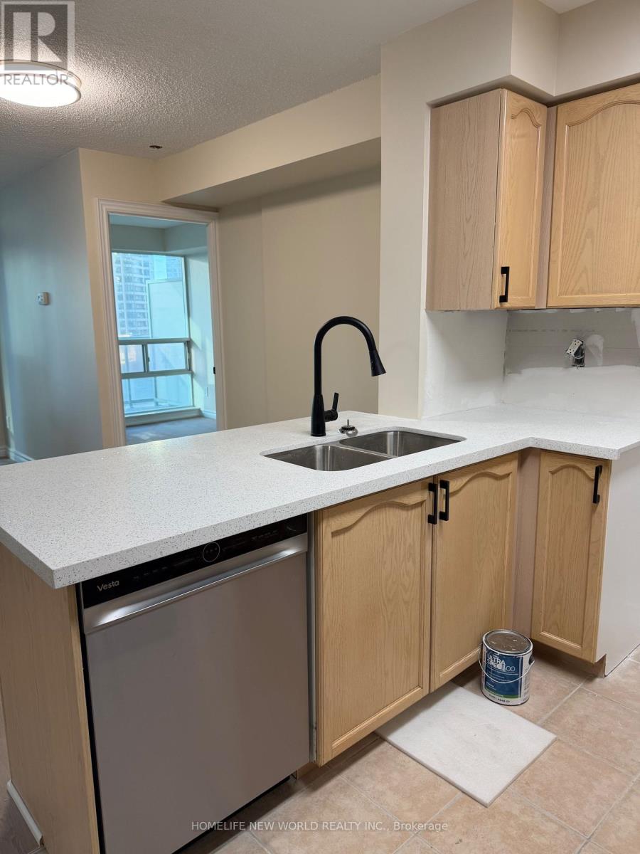 403 - 5500 Yonge Street, Toronto, Ontario  M2N 7L1 - Photo 5 - C13023256