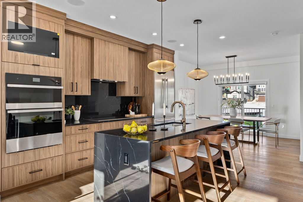 105 Heritage Boulevard, Cochrane, Alberta  T4C 3G8 - Photo 11 - A2299106