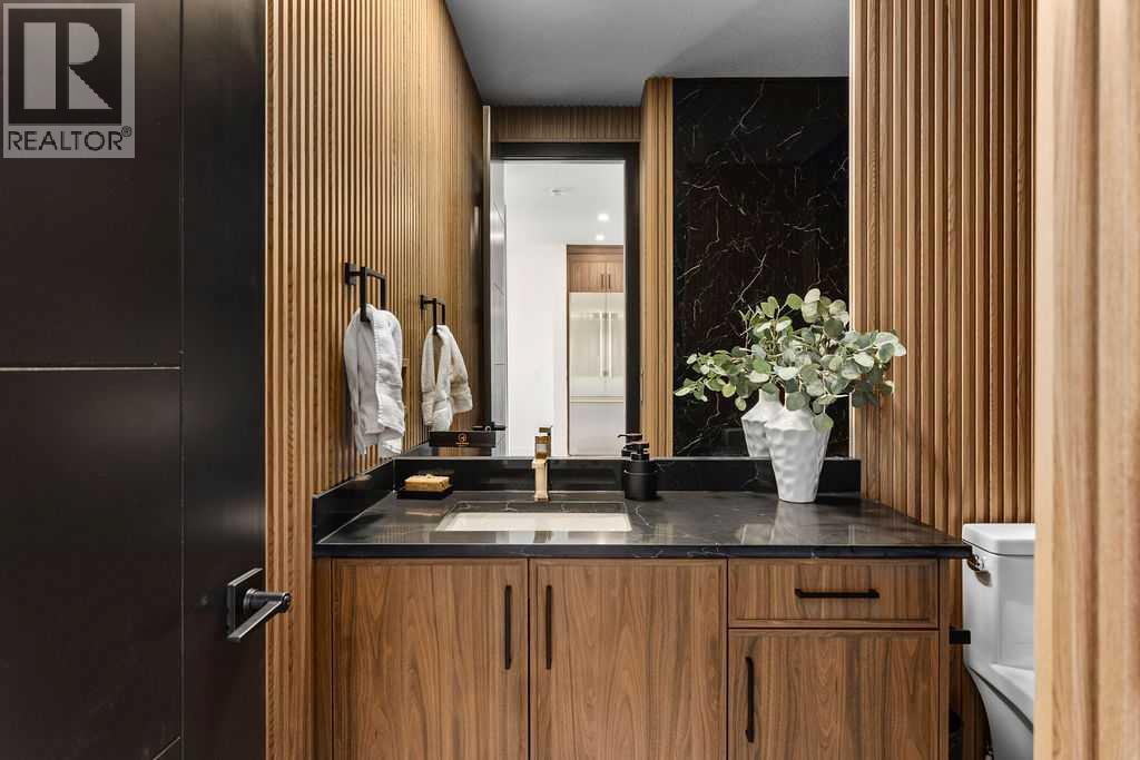 105 Heritage Boulevard, Cochrane, Alberta  T4C 3G8 - Photo 14 - A2299106