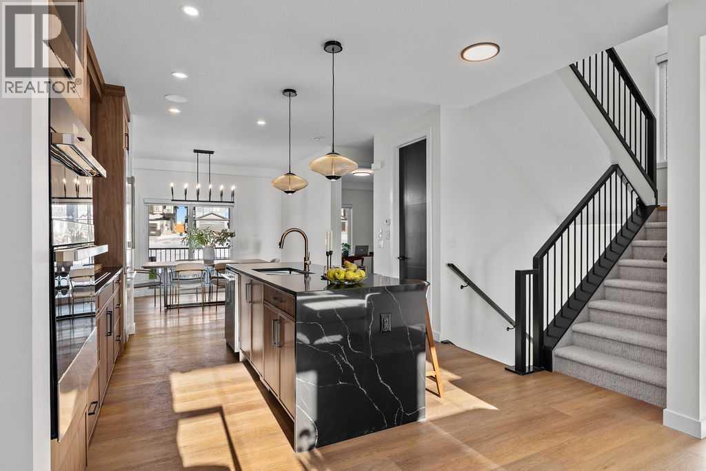 105 Heritage Boulevard, Cochrane, Alberta  T4C 3G8 - Photo 9 - A2299106