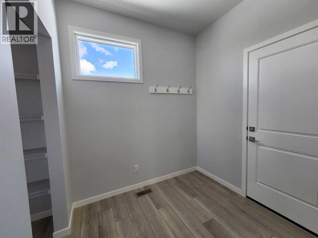 364 Herron Landing Ne, Calgary, Alberta  T3P 2R5 - Photo 5 - A2301522