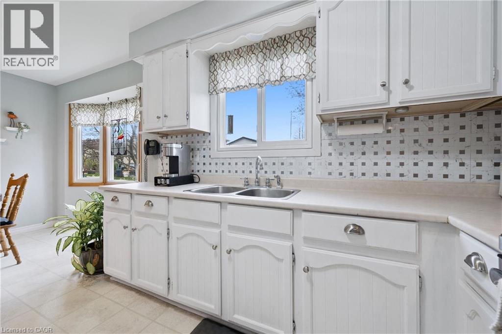 52 Tuerr Drive, Kitchener, Ontario  N2E 2M1 - Photo 18 - 40822078