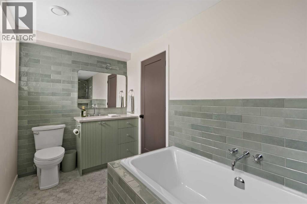 212 Vantage Place Nw, Calgary, Alberta  T3A 1X9 - Photo 35 - A2303575