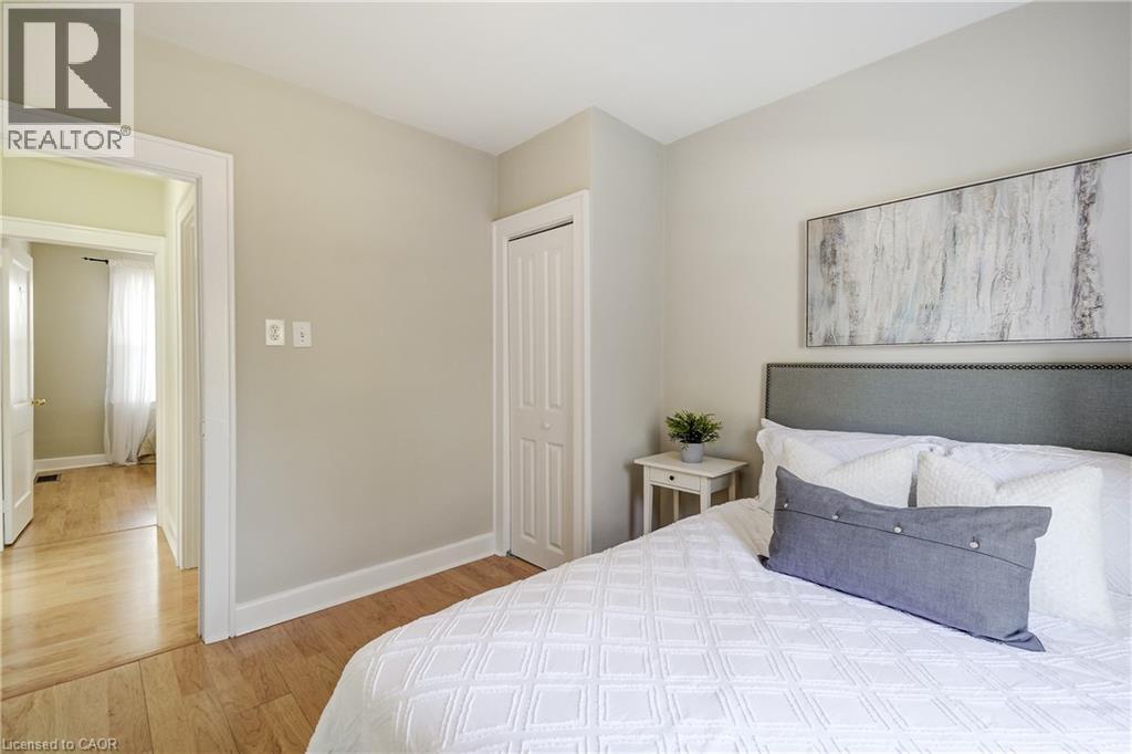 53 East 19th Street, Hamilton, Ontario  L9A 4R9 - Photo 17 - 40819564