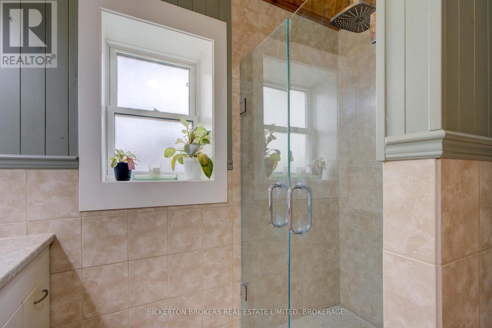 6 Yonge Street, Lansdowne Village, Ontario  K0E 1L0 - Photo 34 - X13023538