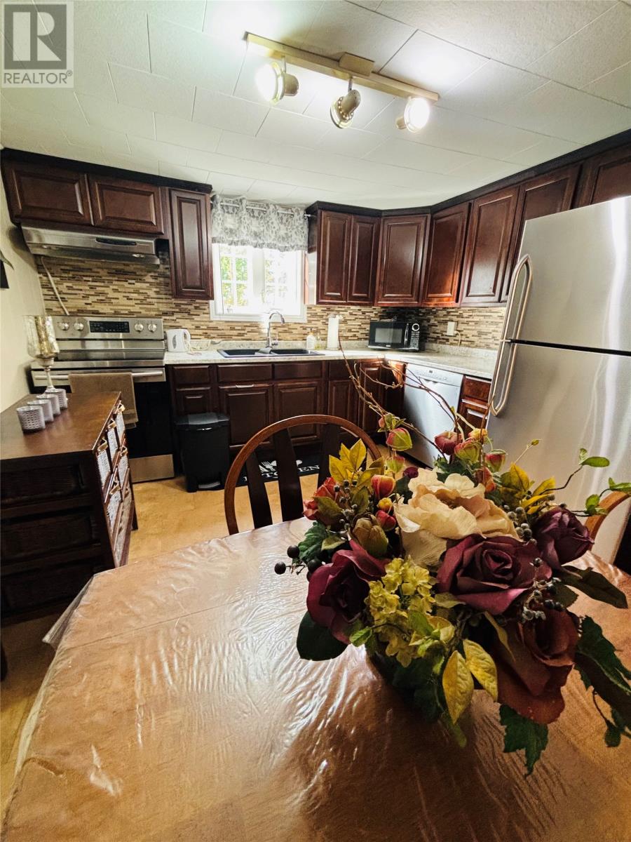 16 Country Road, Bay Roberts, Newfoundland & Labrador  A0A 1G0 - Photo 6 - 1296396