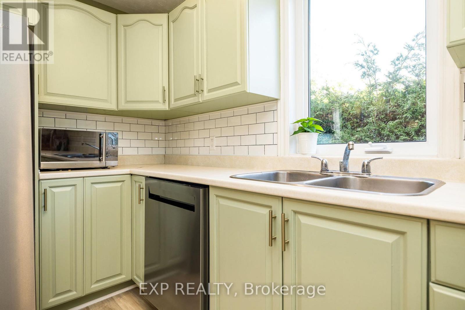 308 St George Street, Mississippi Mills, Ontario  K0A 1A0 - Photo 12 - X13023494