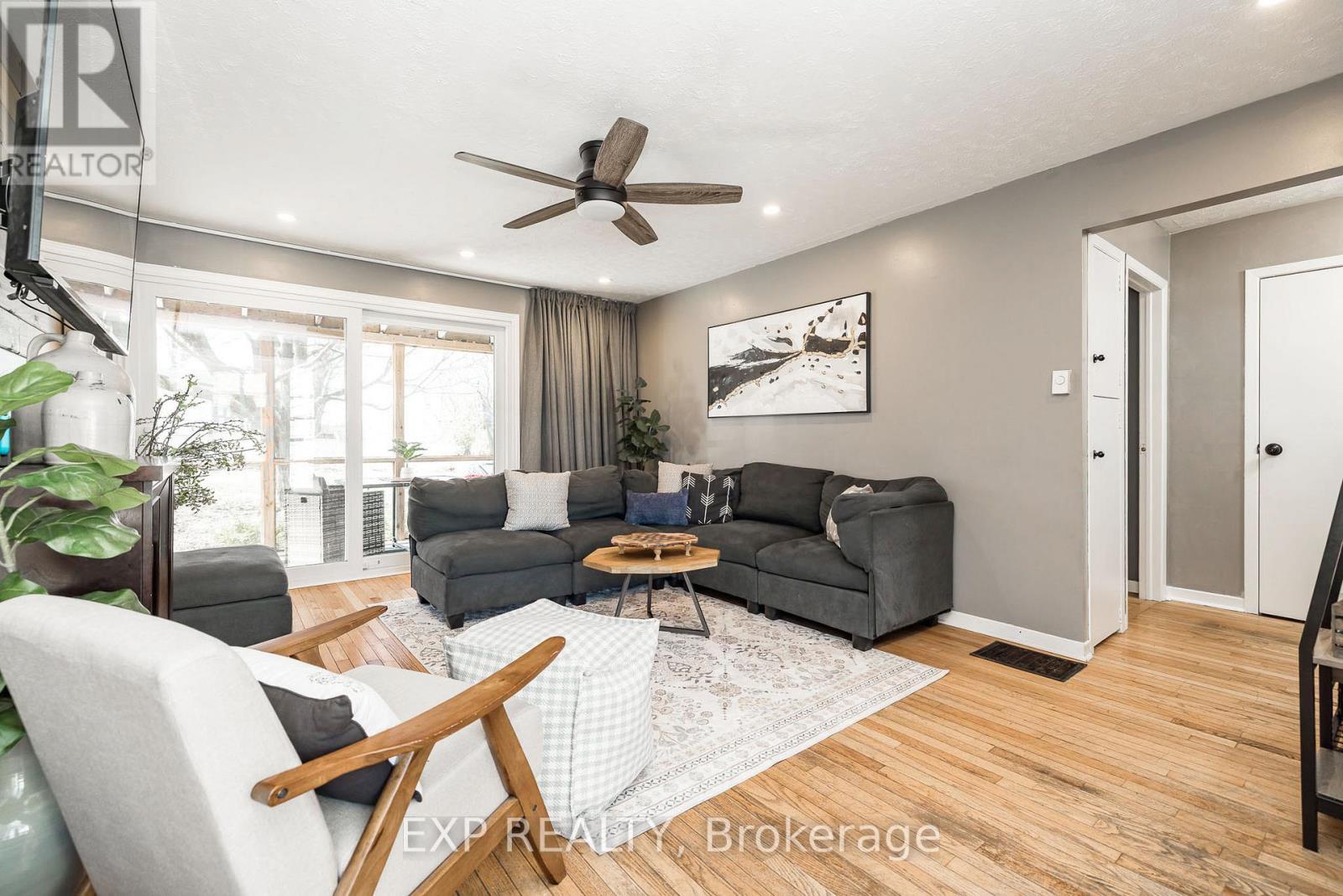 308 St George Street, Mississippi Mills, Ontario  K0A 1A0 - Photo 15 - X13023494