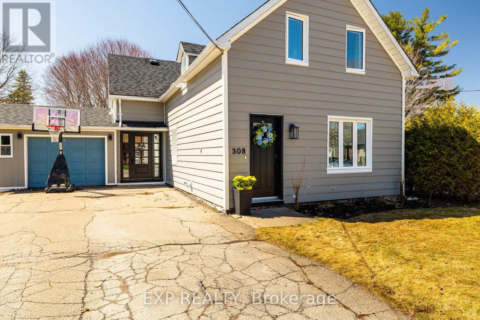 308 St George Street, Mississippi Mills, Ontario  K0A 1A0 - Photo 4 - X13023494