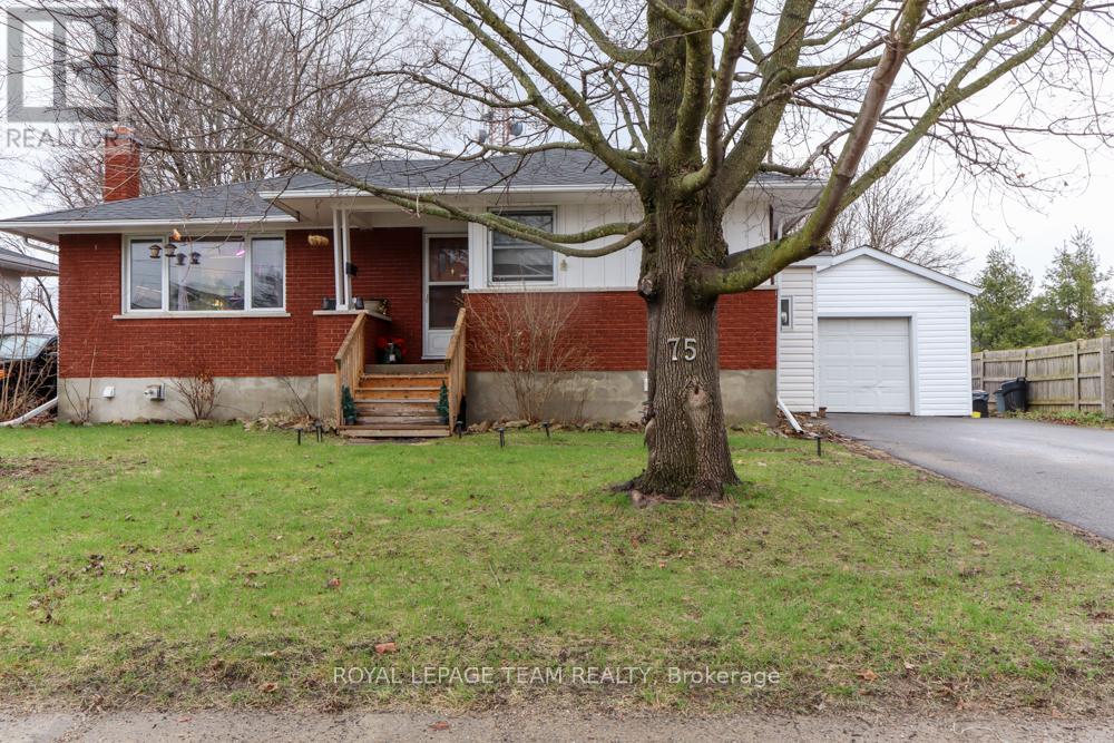 75 Winnifred Street N, Smiths Falls, Ontario  K7A 2N8 - Photo 2 - X13023510