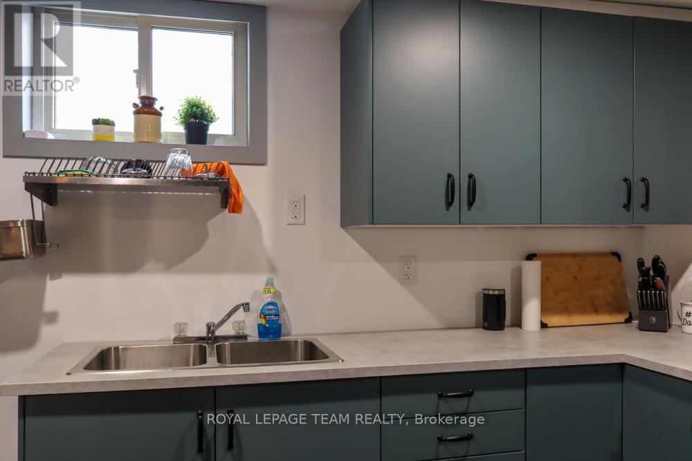 75 Winnifred Street N, Smiths Falls, Ontario  K7A 2N8 - Photo 21 - X13023510