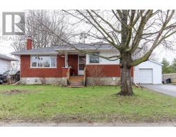 75 WINNIFRED STREET N, Smiths Falls, Ontario