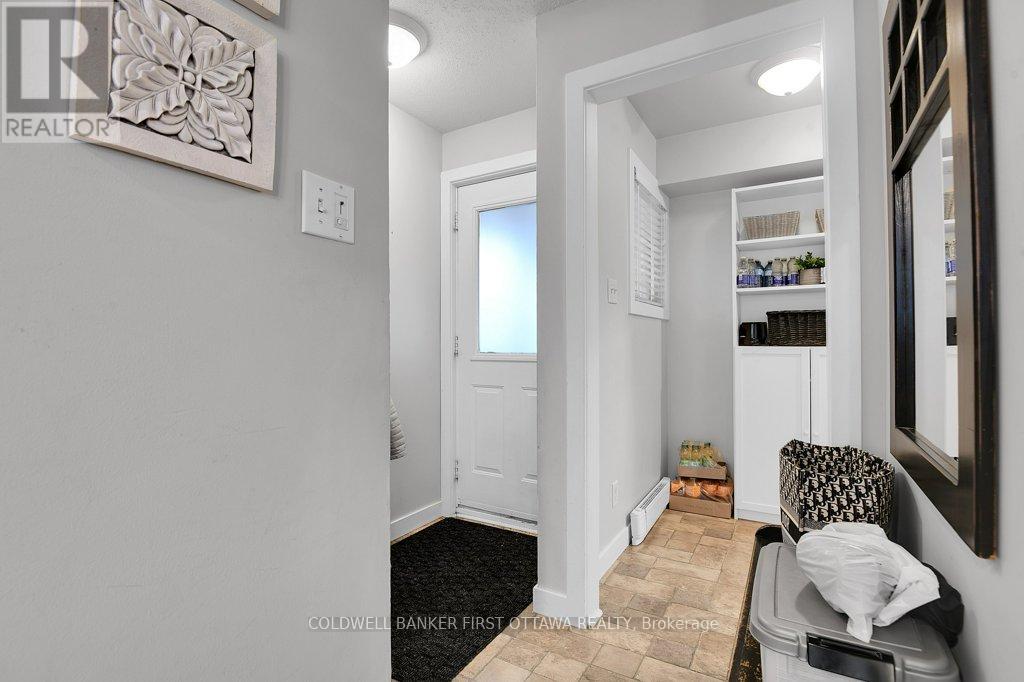 604 Tanguay Court, Ottawa, Ontario  K2L 3X3 - Photo 10 - X13023524