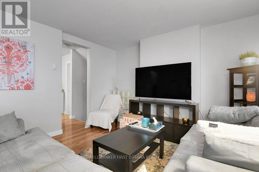 604 Tanguay Court, Ottawa, Ontario  K2L 3X3 - Photo 13 - X13023524