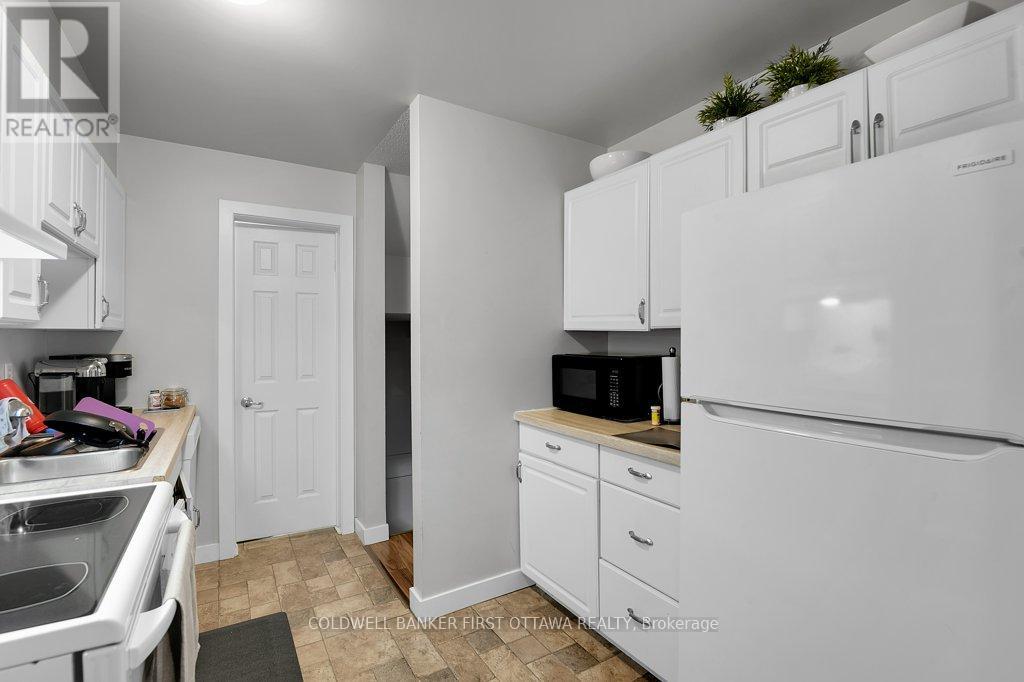 604 Tanguay Court, Ottawa, Ontario  K2L 3X3 - Photo 18 - X13023524