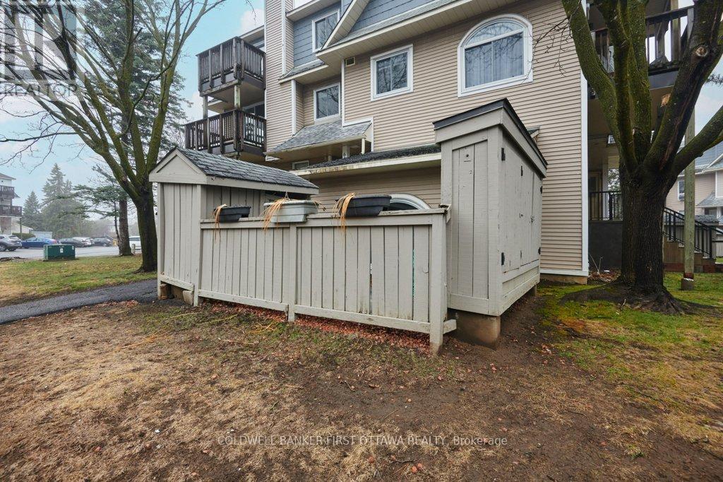 604 Tanguay Court, Ottawa, Ontario  K2L 3X3 - Photo 3 - X13023524