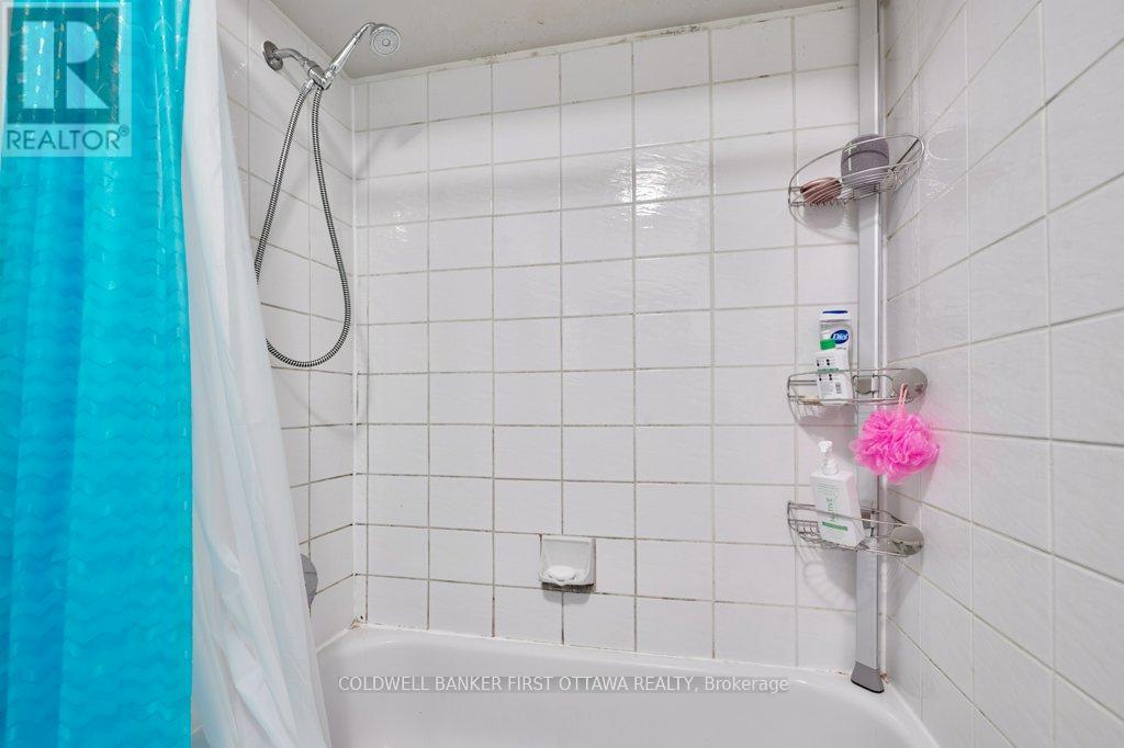 604 Tanguay Court, Ottawa, Ontario  K2L 3X3 - Photo 32 - X13023524