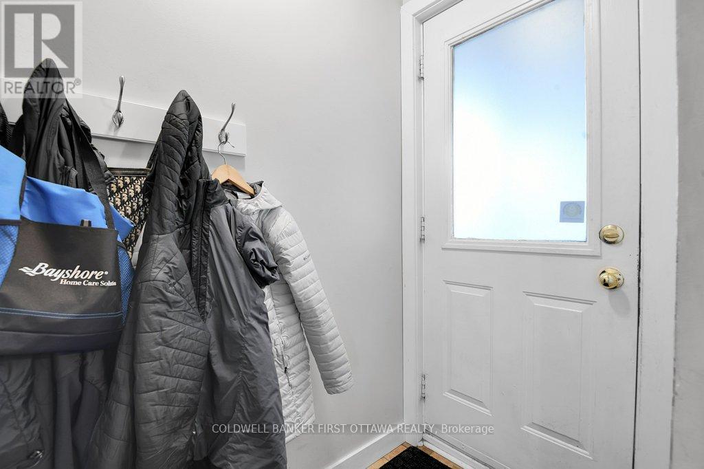 604 Tanguay Court, Ottawa, Ontario  K2L 3X3 - Photo 8 - X13023524