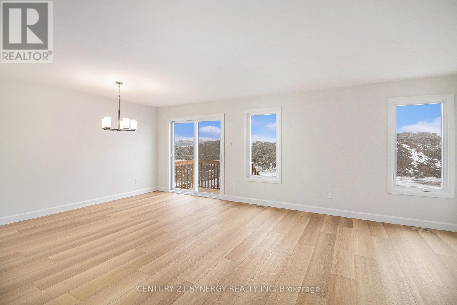 61 Helen Street, North Stormont, Ontario  K0A 1R0 - Photo 4 - X13023534