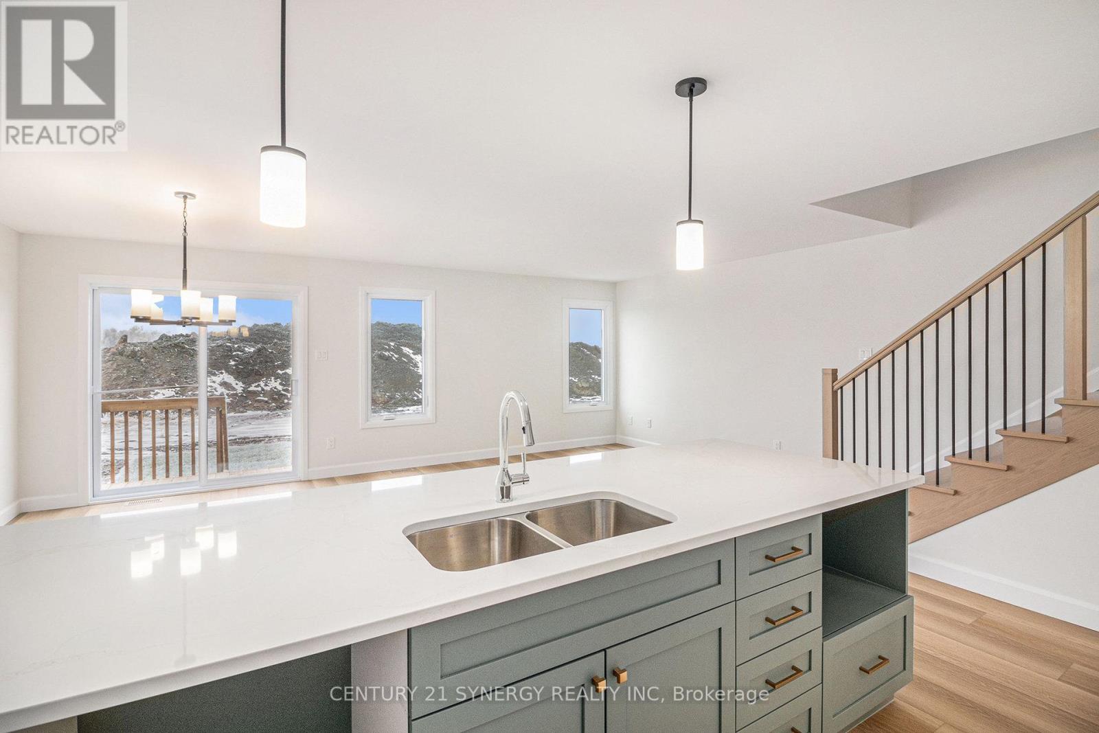 61 Helen Street, North Stormont, Ontario  K0A 1R0 - Photo 7 - X13023534