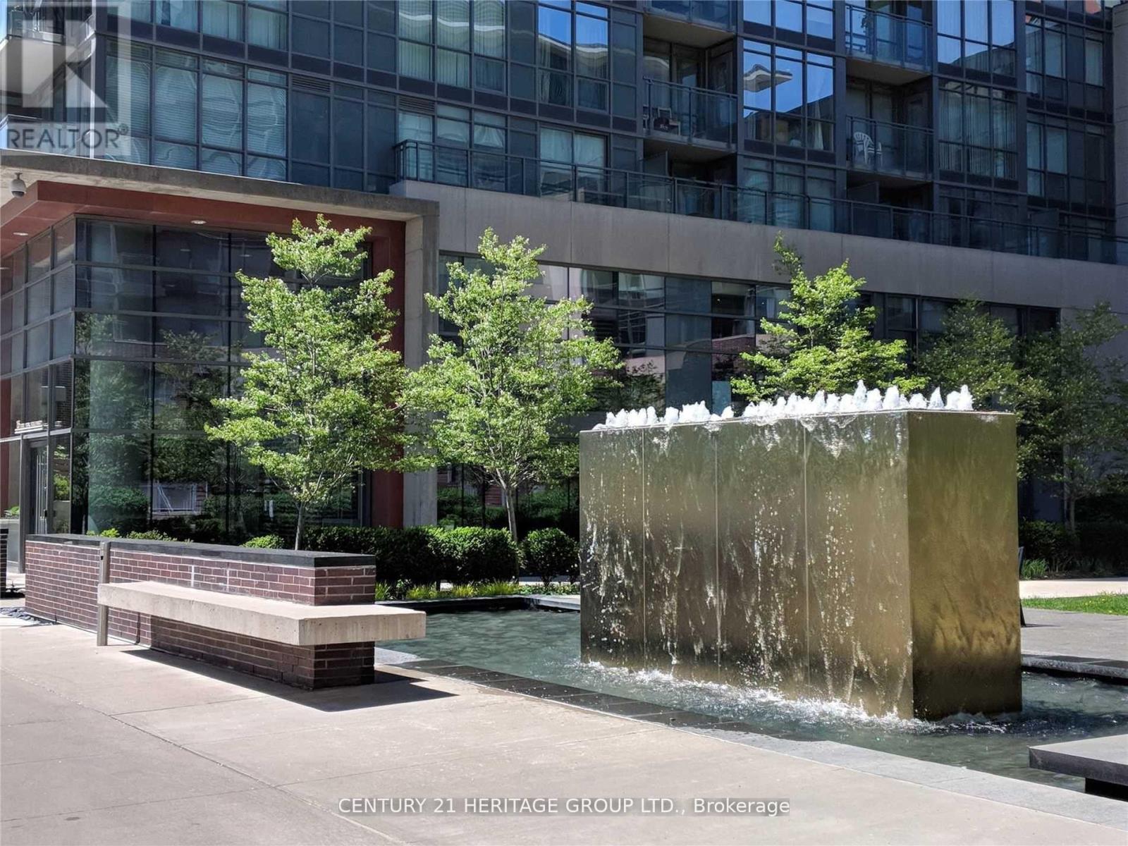 1910 - 15 Fort York Boulevard, Toronto, Ontario  M5V 3Y4 - Photo 15 - C13023478