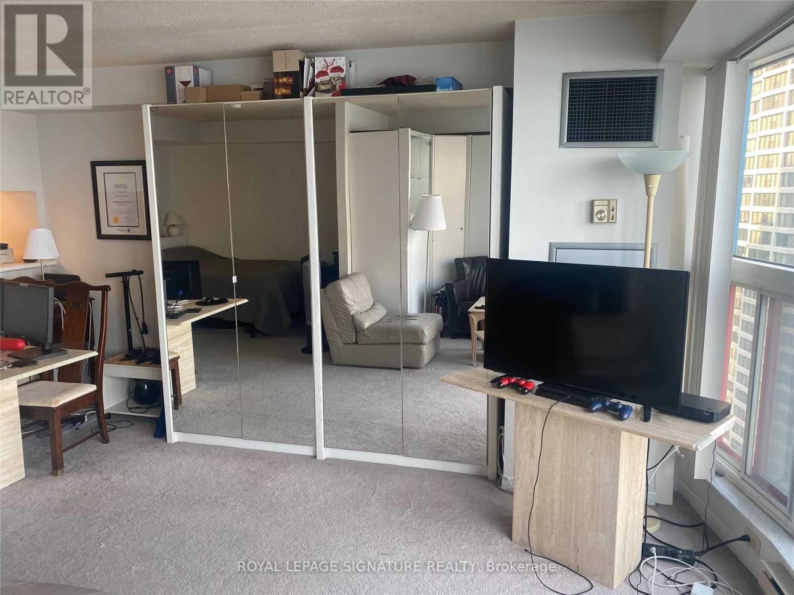 3005 - 99 Harbour Square, Toronto, Ontario  M5J 2H2 - Photo 4 - C13023514