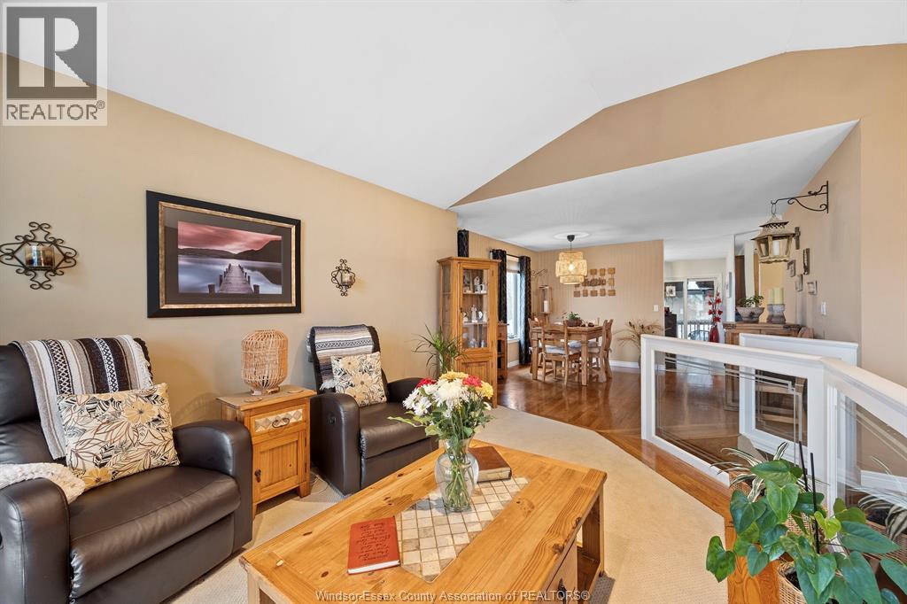 12123 Cranbrook, Tecumseh, Ontario  N8N 2M1 - Photo 5 - 26008549