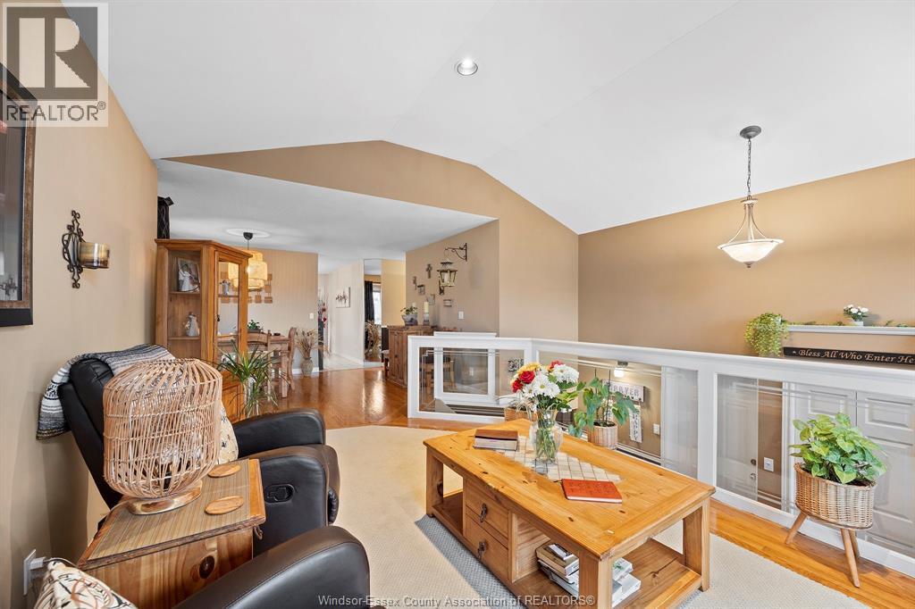 12123 Cranbrook, Tecumseh, Ontario  N8N 2M1 - Photo 6 - 26008549