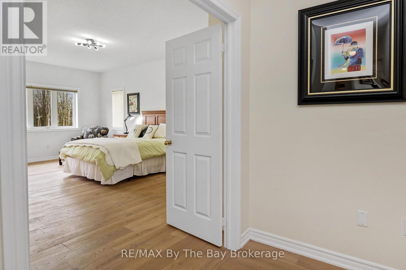 10 Basswood Drive, Wasaga Beach, Ontario  L9Z 0A9 - Photo 32 - S13023504