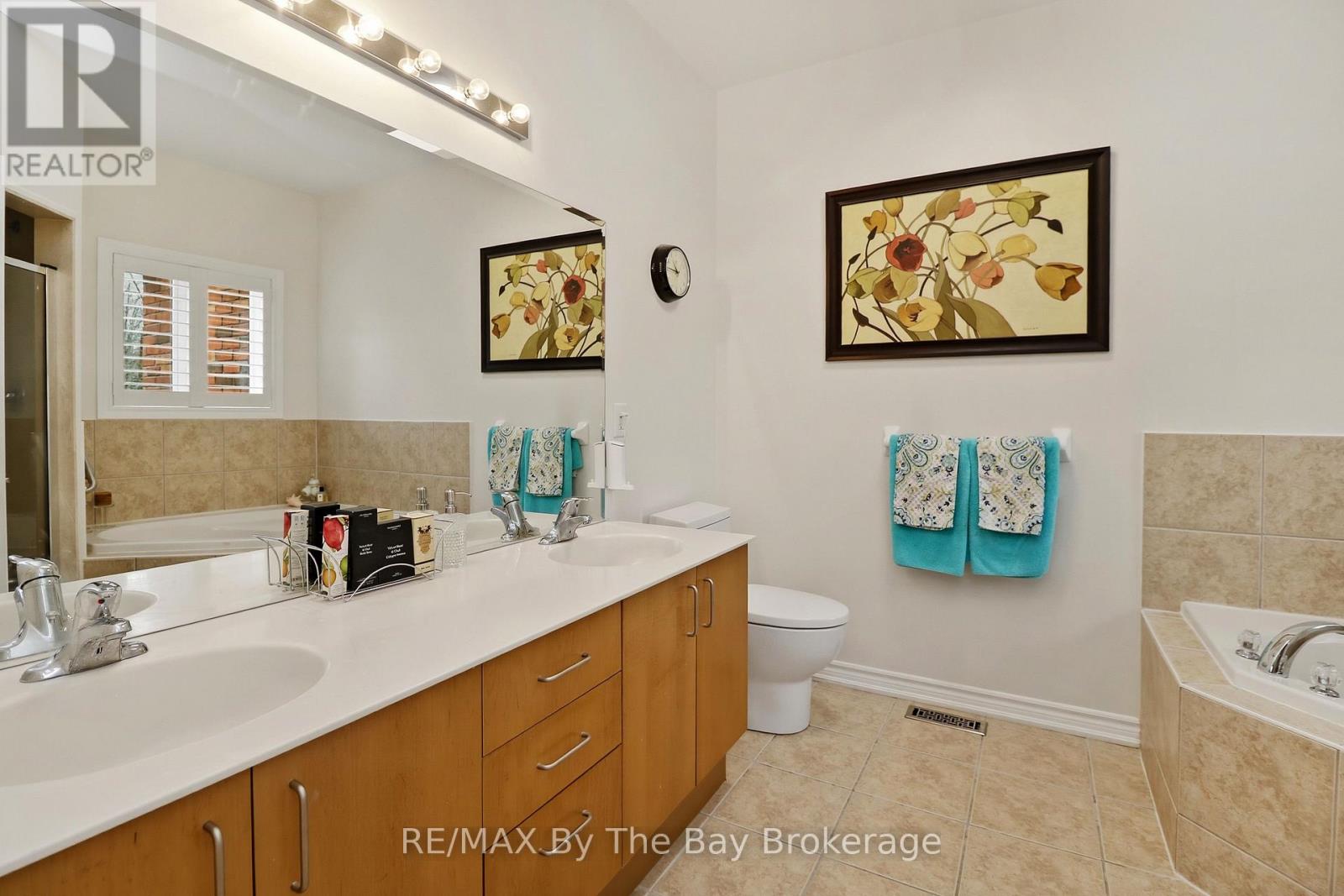 10 Basswood Drive, Wasaga Beach, Ontario  L9Z 0A9 - Photo 33 - S13023504