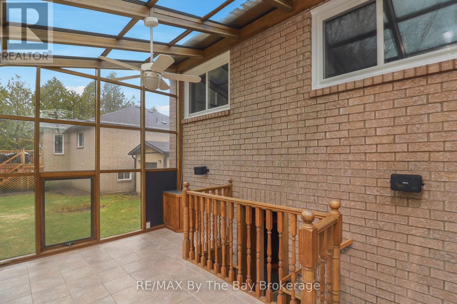 70 Fairway Crescent, Wasaga Beach, Ontario  L9Z 1B8 - Photo 44 - S13023506