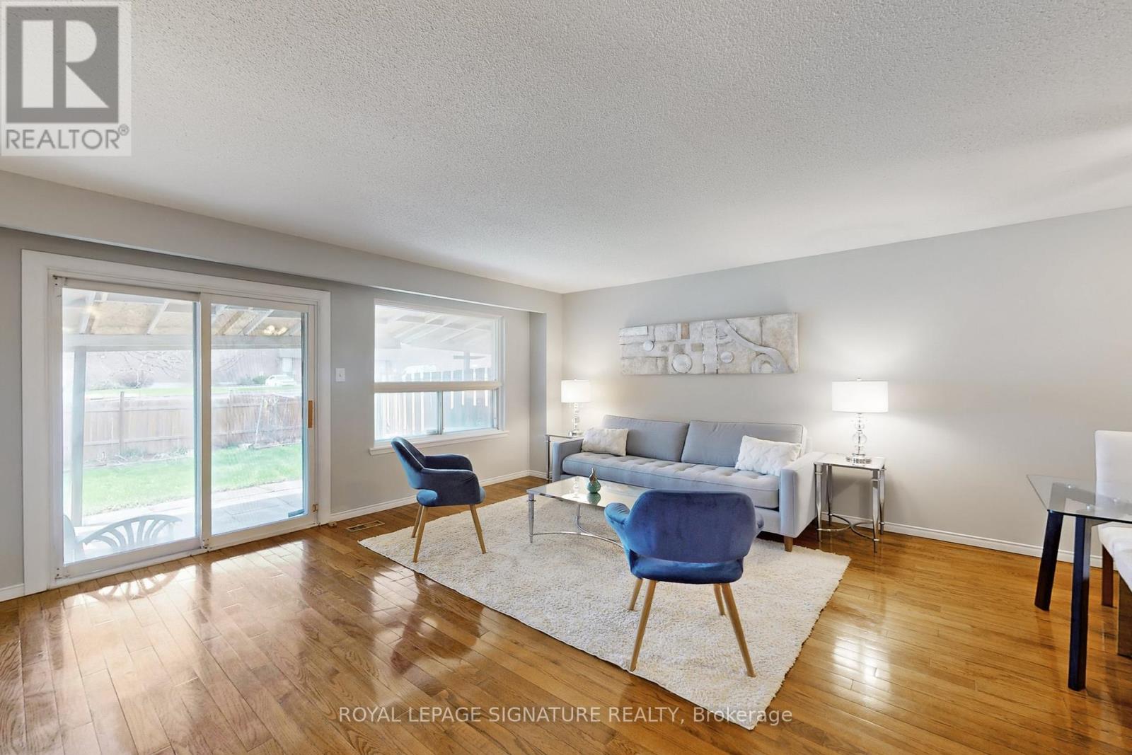 62 Valdor Drive, Toronto, Ontario  M1V 1R4 - Photo 3 - E13023522