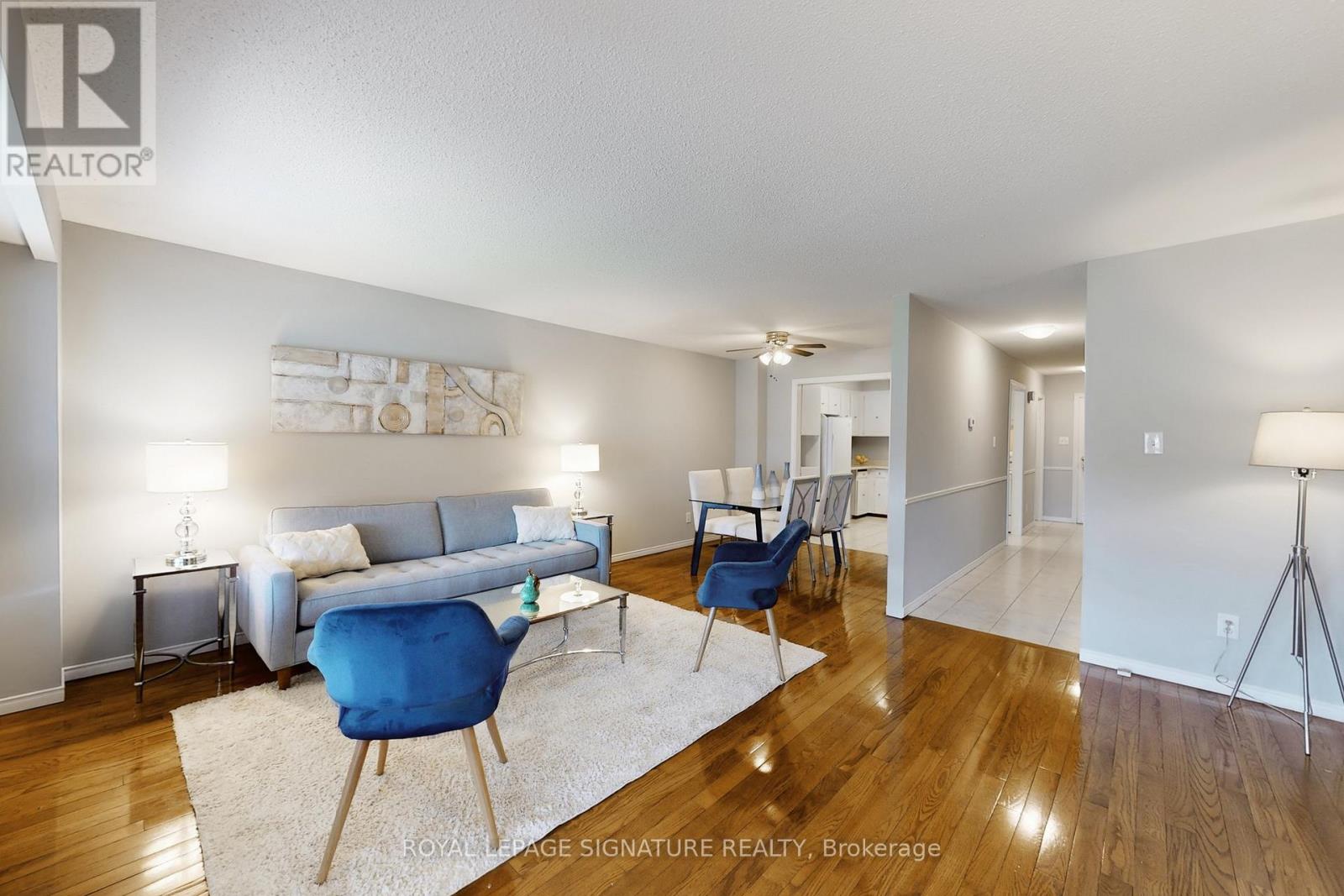 62 Valdor Drive, Toronto, Ontario  M1V 1R4 - Photo 4 - E13023522